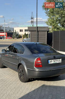 Лифтбек Skoda Superb 2006 в 