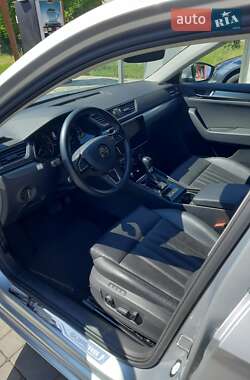 Универсал Skoda Superb 2019 в 