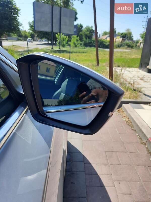 Универсал Skoda Superb 2019 в Ужгороде