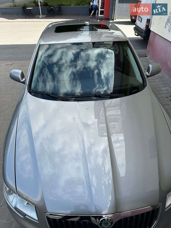 Лифтбек Skoda Superb 2008 в Звягеле