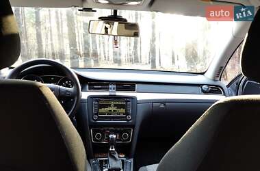 Лифтбек Skoda Superb 2013 в 