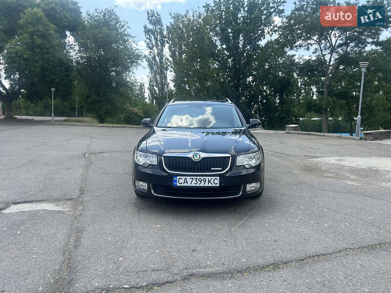 Skoda Superb 2012