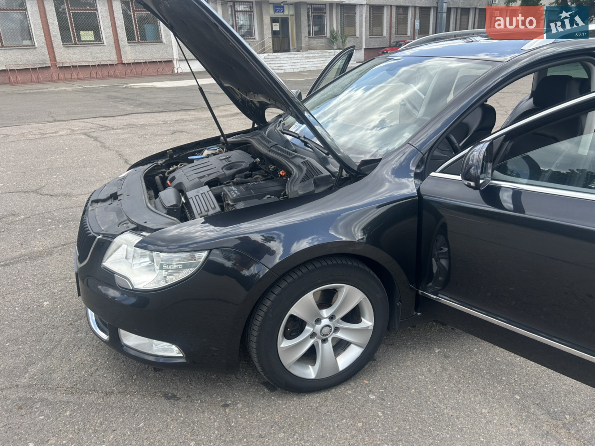 2012 Skoda Superb - мініатюра 8