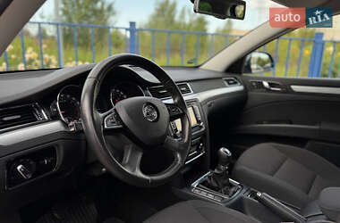 Универсал Skoda Superb 2015 в 