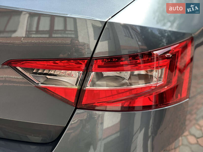 Ліфтбек Skoda Superb 2015 в Івано-Франківську