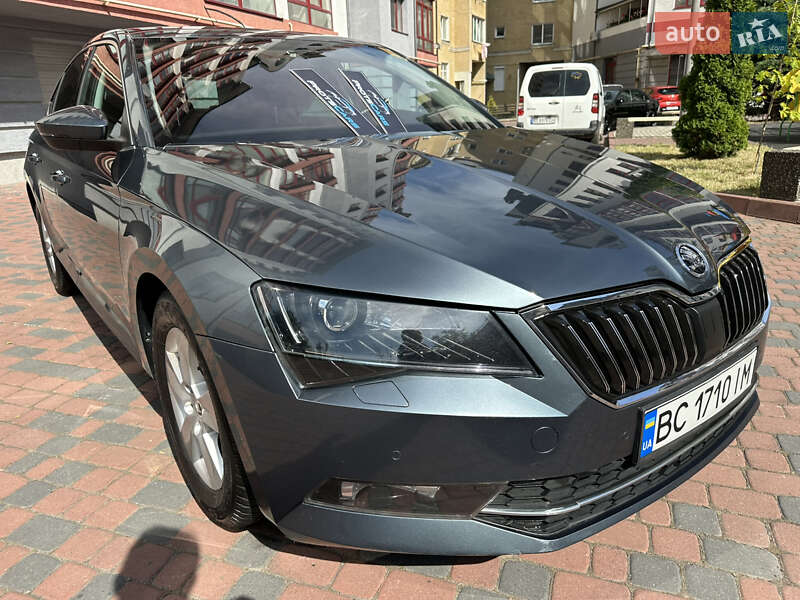 Ліфтбек Skoda Superb 2015 в Івано-Франківську