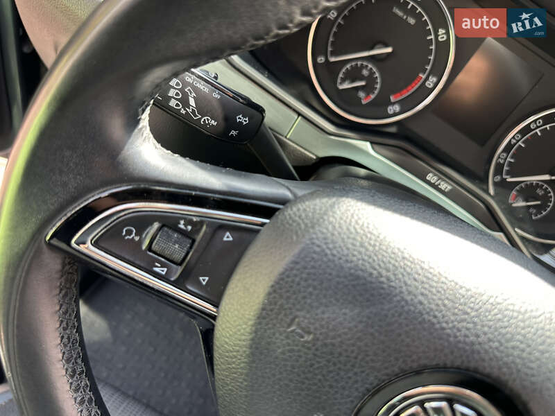 Ліфтбек Skoda Superb 2015 в Івано-Франківську