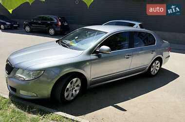 Skoda Superb 2012