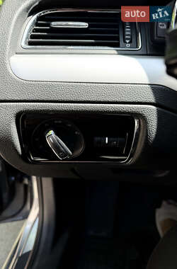 Лифтбек Skoda Superb 2012 в 