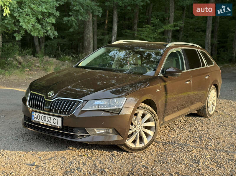 Универсал Skoda Superb 2019 в 