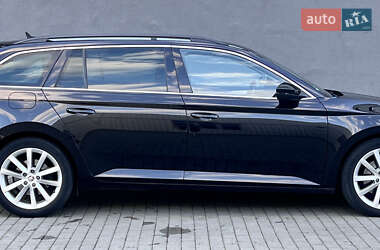 Универсал Skoda Superb 2020 в 