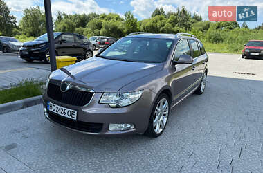 Универсал Skoda Superb 2012 в Львове