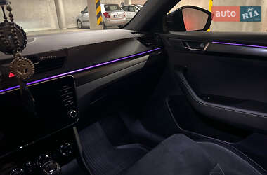 Лифтбек Skoda Superb 2020 в 