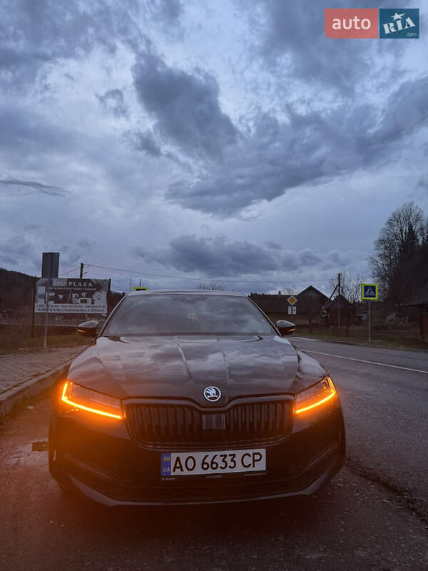 Ліфтбек Skoda Superb 2020 в Ужгороді