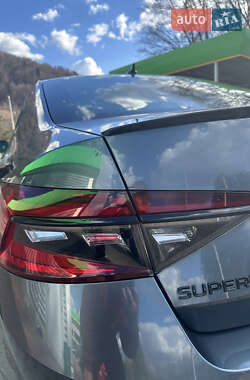 Лифтбек Skoda Superb 2020 в 