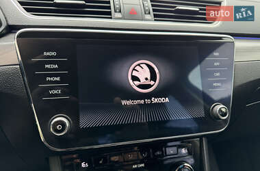 Лифтбек Skoda Superb 2017 в 