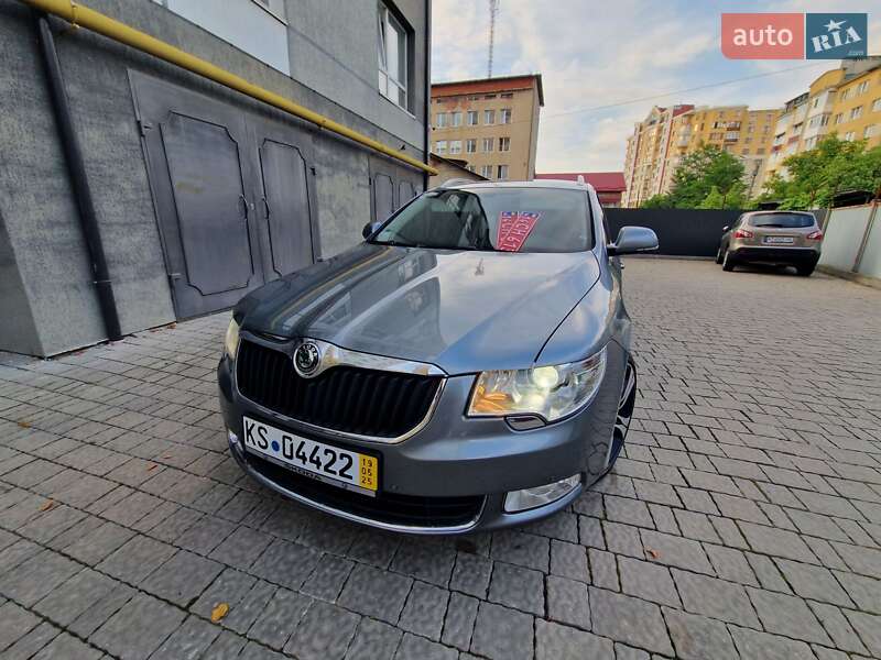 Универсал Skoda Superb 2010 в Ивано-Франковске