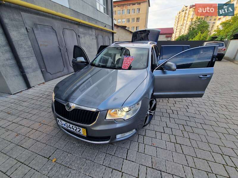 Универсал Skoda Superb 2010 в Ивано-Франковске