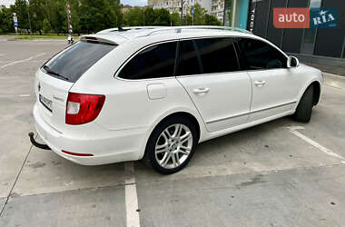 Универсал Skoda Superb 2010 в 