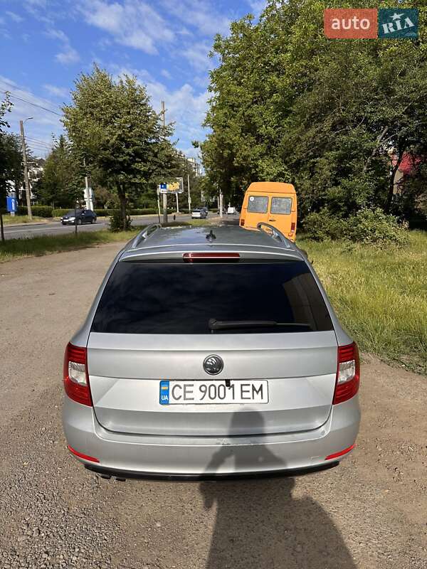 Универсал Skoda Superb 2013 в Черновцах