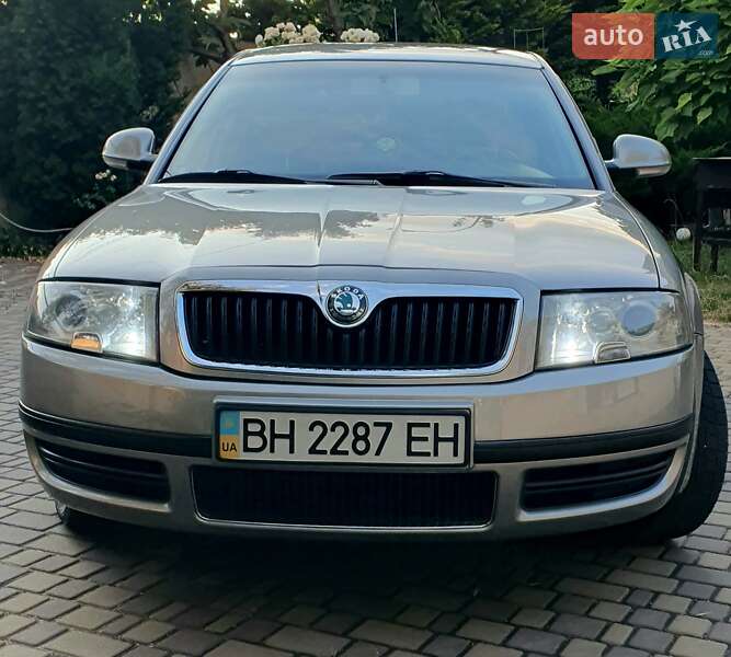 Skoda Superb 2006
