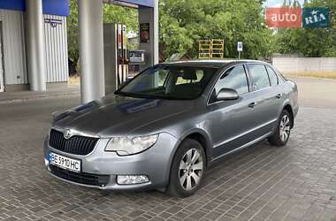Лифтбек Skoda Superb 2012 в Николаеве