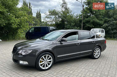 Лифтбек Skoda Superb 2009 в Черновцах