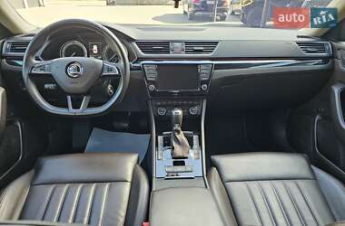 Лифтбек Skoda Superb 2016 в 
