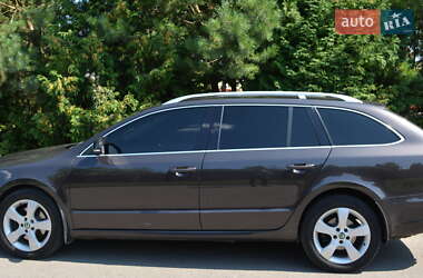 Универсал Skoda Superb 2010 в 