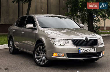 Skoda Superb 2012