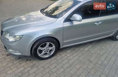 Универсал Skoda Superb 2011 в Кременце