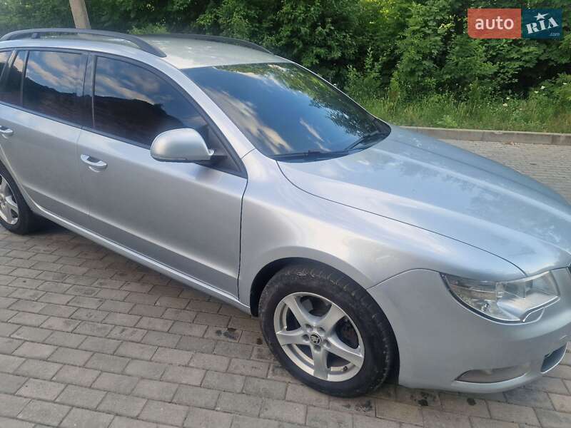 Универсал Skoda Superb 2011 в 