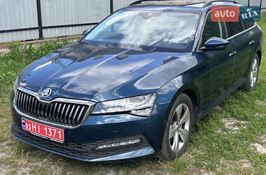 Универсал Skoda Superb 2020 в Житомире