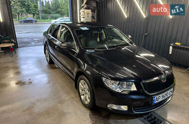 Skoda Superb 2011