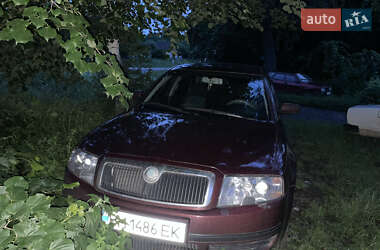 Лифтбек Skoda Superb 2002 в 