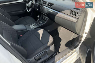 Лифтбек Skoda Superb 2017 в 