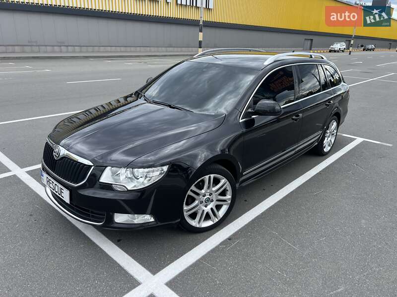 Универсал Skoda Superb 2011 в Киеве