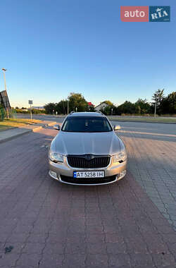 Универсал Skoda Superb 2010 в Ивано-Франковске