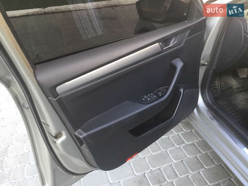 Универсал Skoda Superb 2016 в Смеле