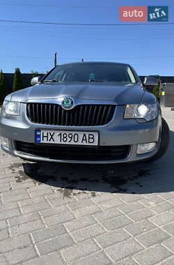 Лифтбек Skoda Superb 2008 в 