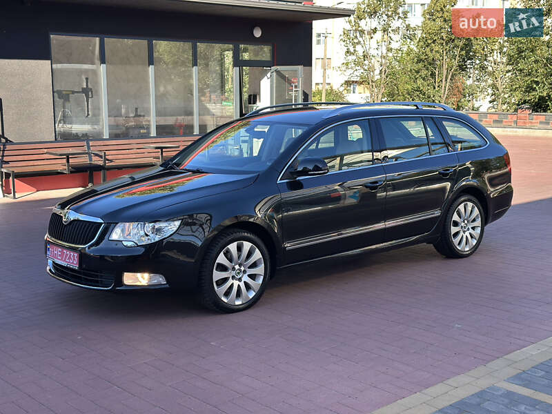 Универсал Skoda Superb 2012 в Ровно