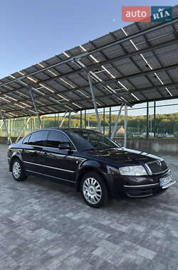 Ліфтбек Skoda Superb 2004 в 