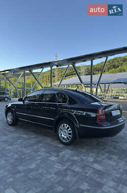 Ліфтбек Skoda Superb 2004 в 