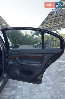 Ліфтбек Skoda Superb 2004 в 