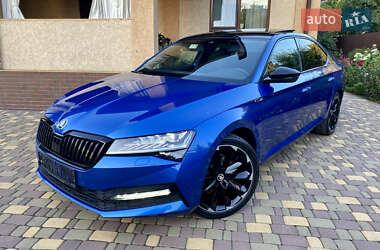 Лифтбек Skoda Superb 2021 в Киеве