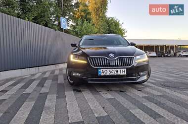 Лифтбек Skoda Superb 2018 в Ужгороде