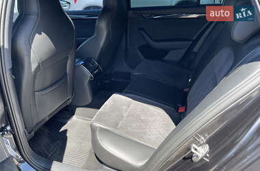 Универсал Skoda Superb 2018 в 