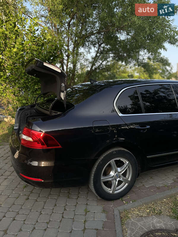 Лифтбек Skoda Superb 2013 в Шаргороде фото 9 Лифтбек Skoda Superb 2013 в Шаргороде