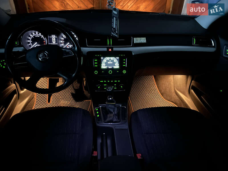 Лифтбек Skoda Superb 2013 в Шаргороде фото 25 Лифтбек Skoda Superb 2013 в Шаргороде