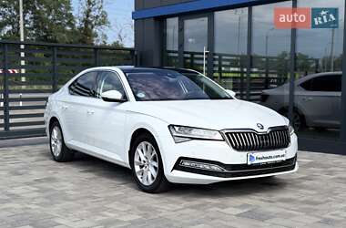 Ліфтбек Skoda Superb 2022 в Рівному